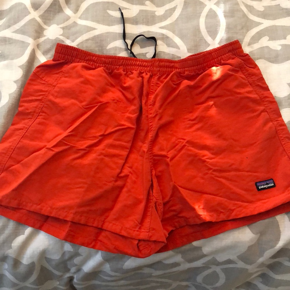 Patagonia baggies 5”
